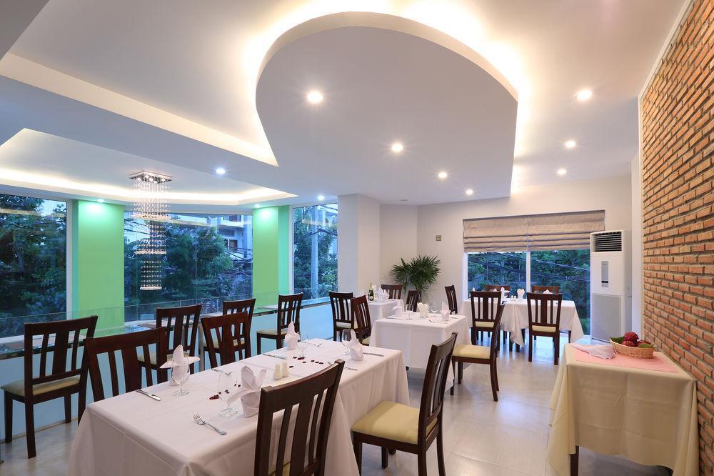 Colina Sky Hotel Phnom Penh Exterior photo