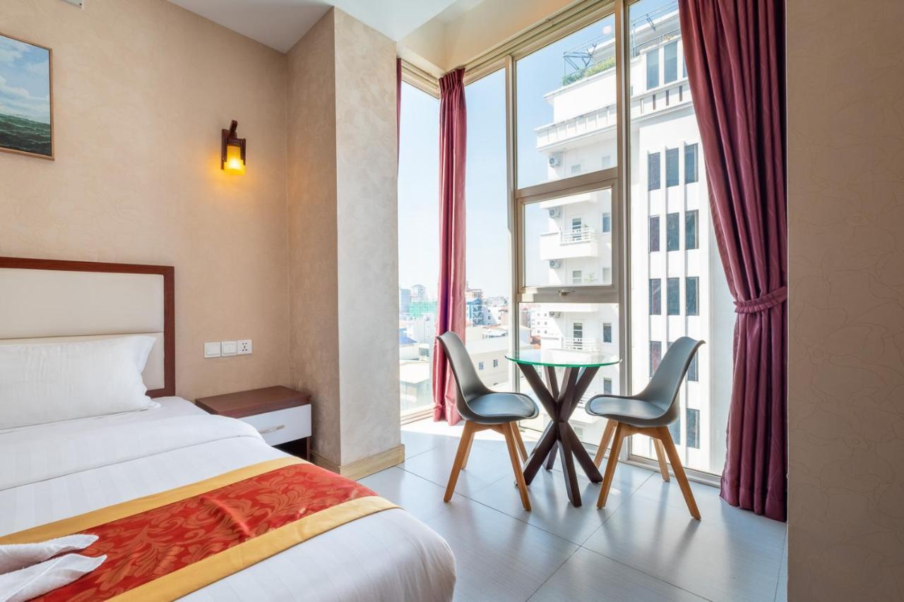 Colina Sky Hotel Phnom Penh Exterior photo
