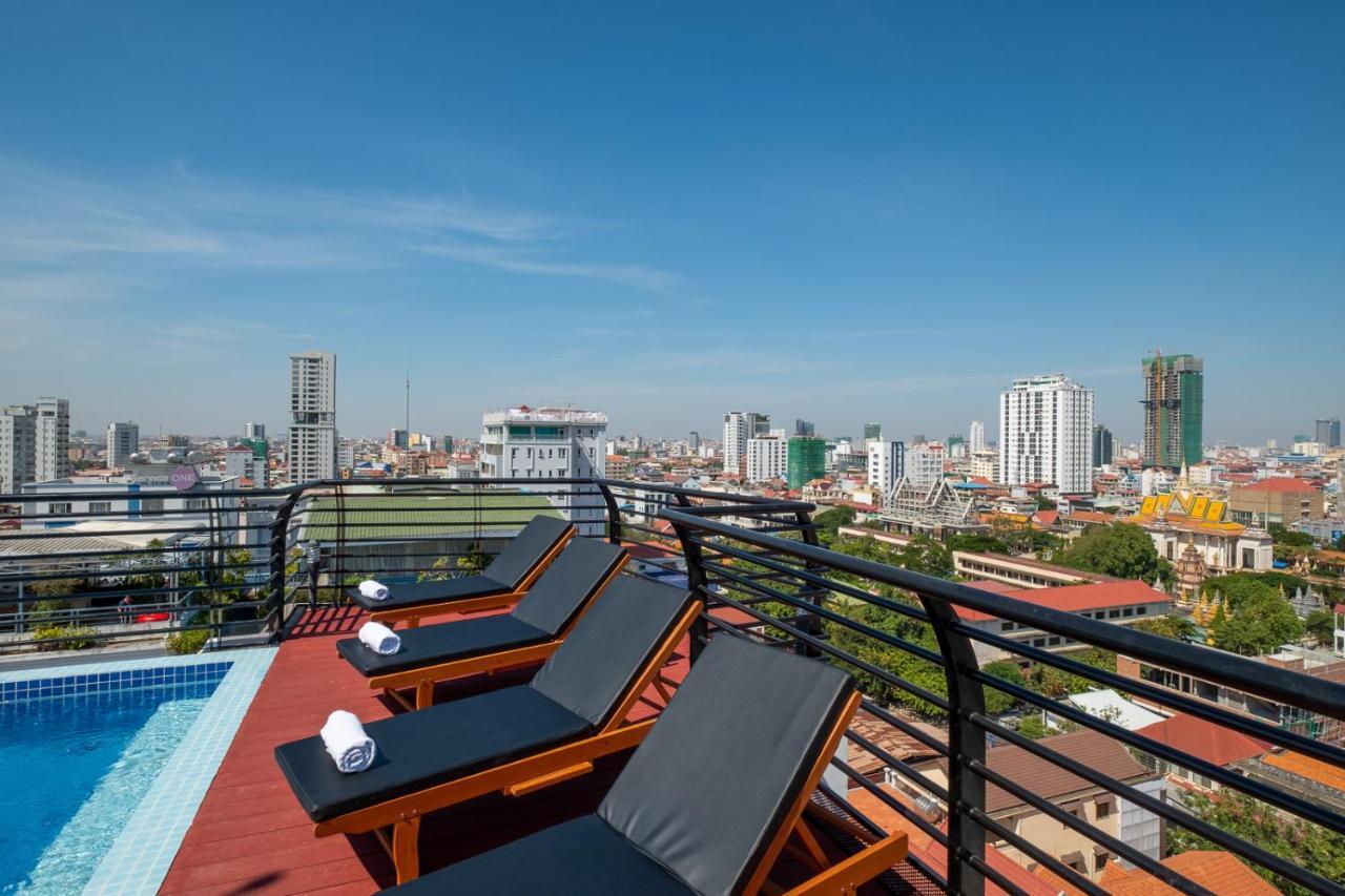 Colina Sky Hotel Phnom Penh Exterior photo